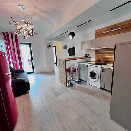 Blue Bike Seaview Apartment Mamaia Exterior foto