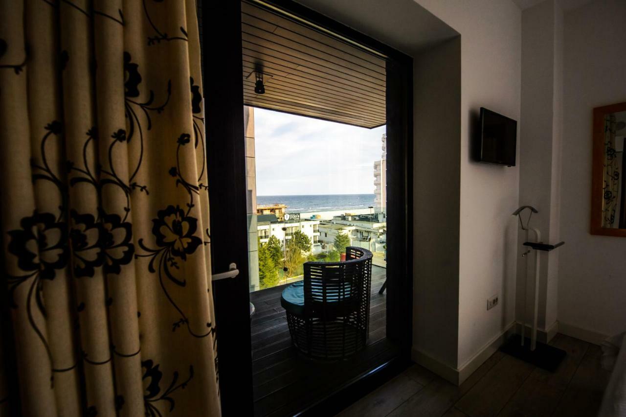 Blue Bike Seaview Apartment Mamaia Exterior foto